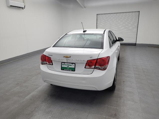 Photo of 2015 Summit White Chevrolet Cruze