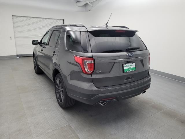 Photo of 2018 Magnetic Metallic Ford Explorer