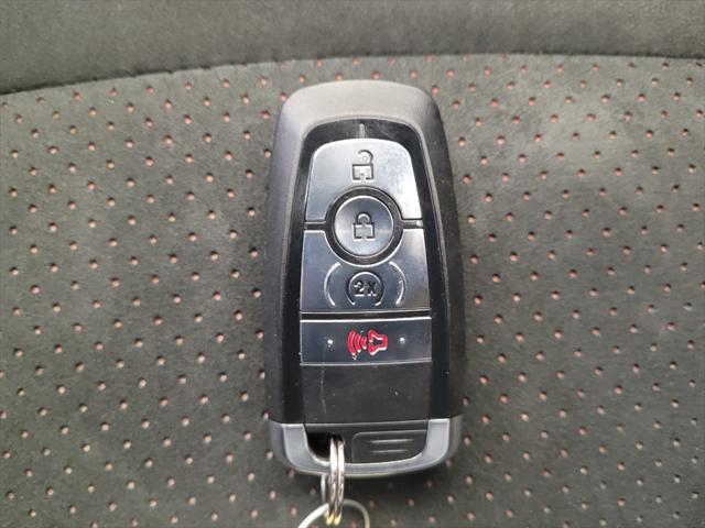 Photo of 2018 Magnetic Metallic Ford Explorer