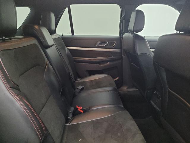 Photo of 2018 Magnetic Metallic Ford Explorer