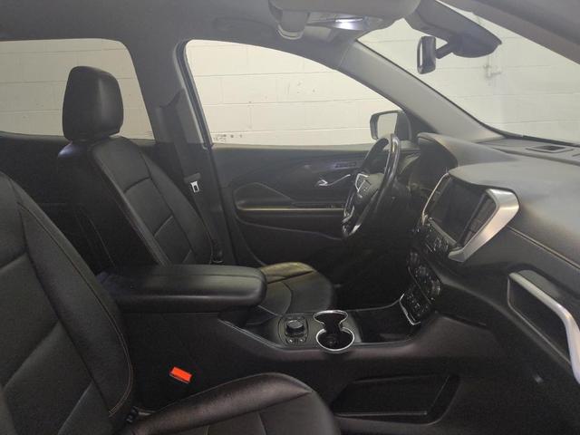 Photo of 2021 Gray GMC Terrain