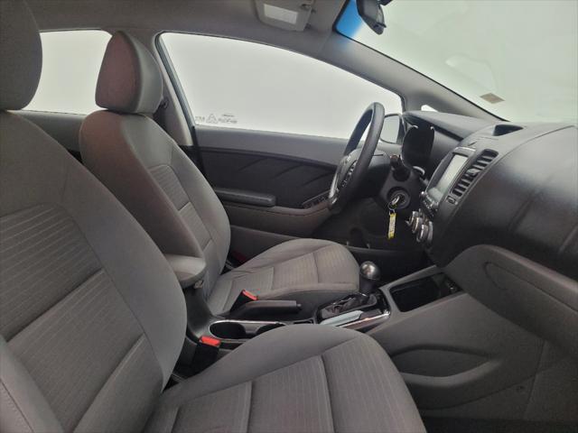 Photo of 2018 White Kia Forte