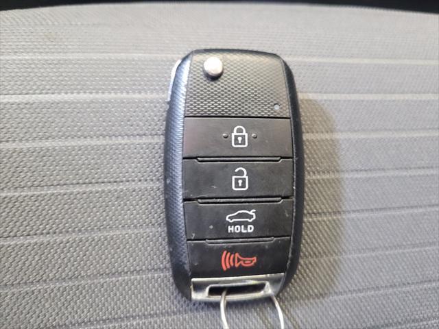Photo of 2018 White Kia Forte