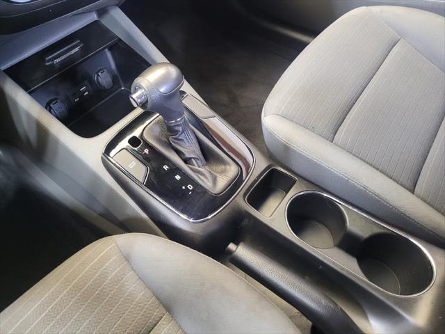 Photo of 2018 White Kia Forte