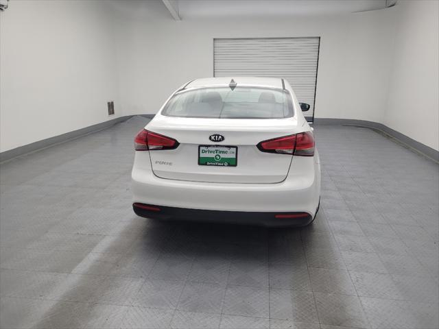 Photo of 2018 White Kia Forte