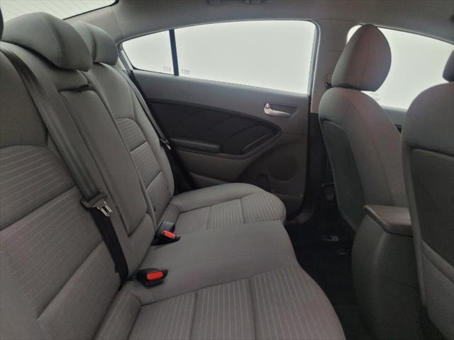 Photo of 2018 White Kia Forte