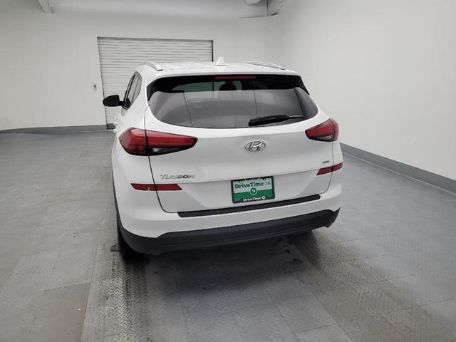Photo of 2019 White Hyundai TUCSON