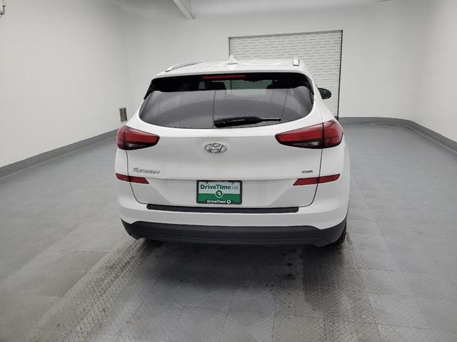 Photo of 2019 White Hyundai TUCSON