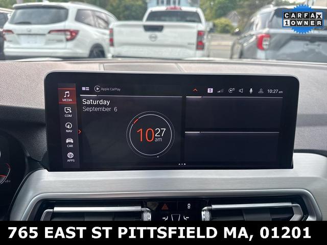 Photo of 2023 Alpine White BMW X4