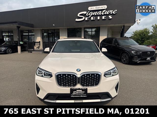 Photo of 2023 Alpine White BMW X4