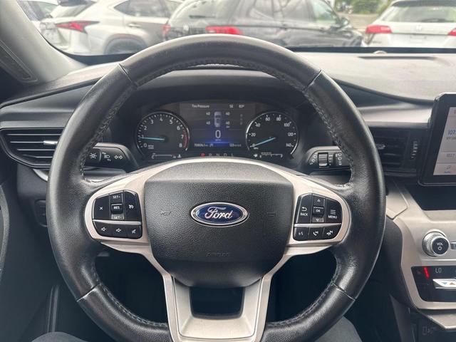 Photo of 2021 Oxford White Ford Explorer