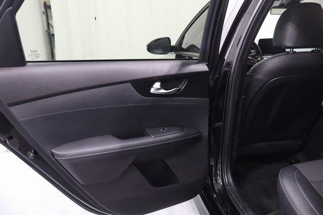 Photo of 2021 Aurora Black Pearl Kia Forte
