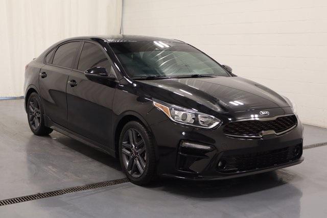 Photo of 2021 Aurora Black Pearl Kia Forte