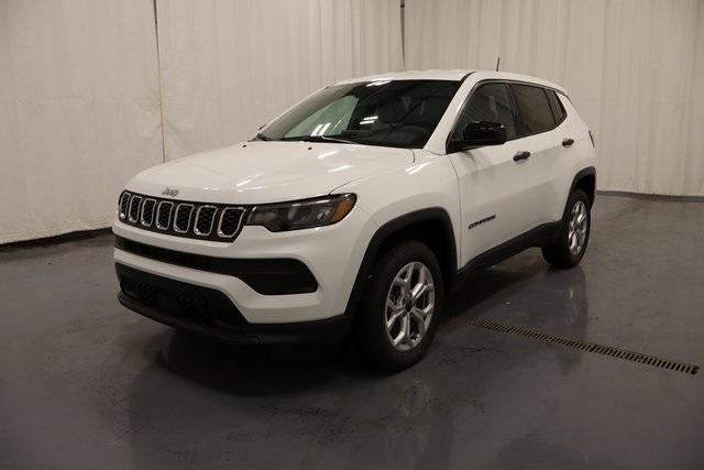 Photo of 2025 Bright White Clearcoat Jeep Compass