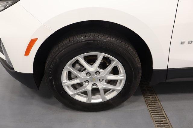 Photo of 2024 Summit White Chevrolet Equinox