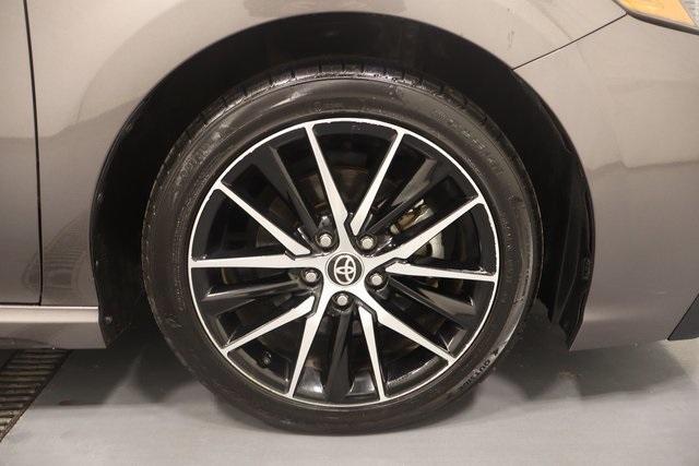 Photo of 2023 Gray Toyota Camry