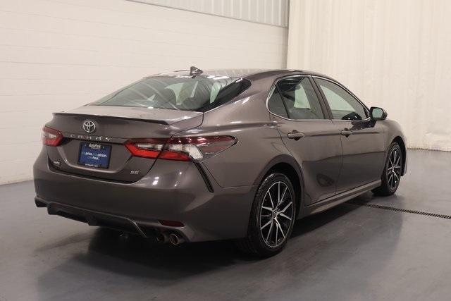 Photo of 2023 Gray Toyota Camry