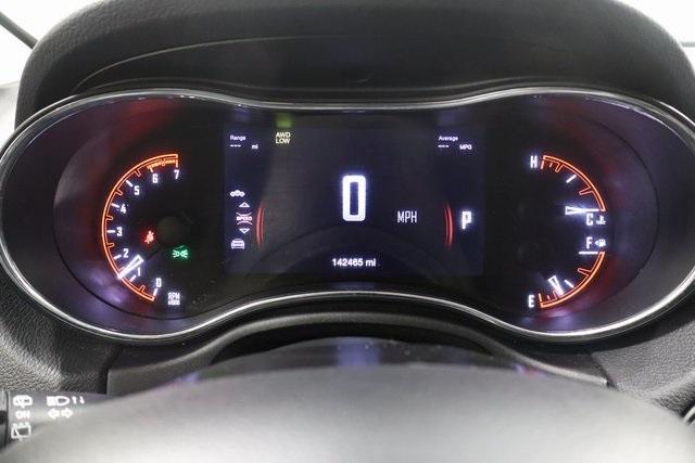 Photo of 2017 DB Black Crystal Clearcoat Dodge Durango