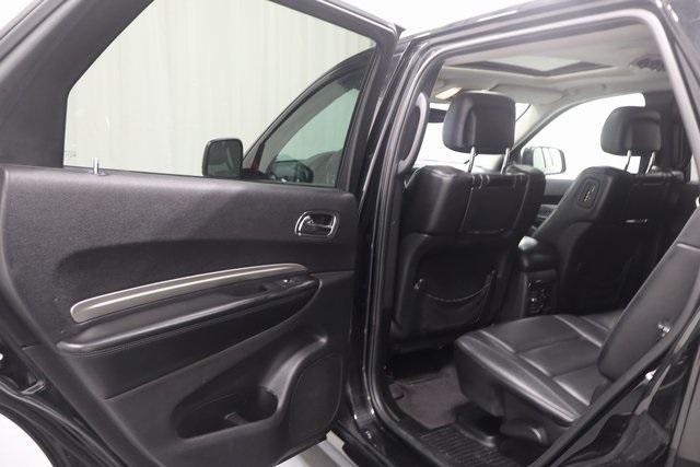 Photo of 2017 DB Black Crystal Clearcoat Dodge Durango