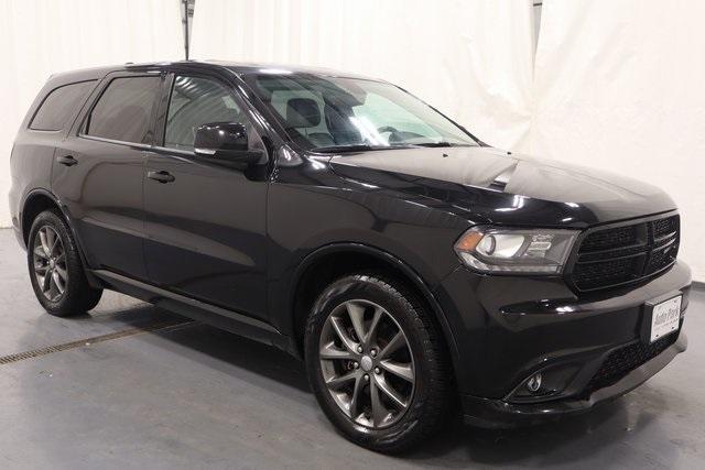 Photo of 2017 DB Black Crystal Clearcoat Dodge Durango