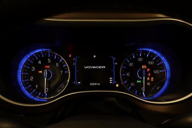 Photo of 2023 Bright White Clearcoat Chrysler Voyager