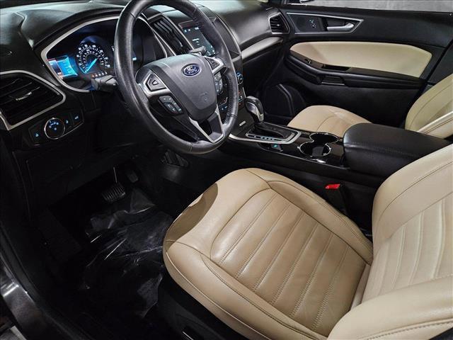 Photo of 2018 Magnetic Metallic Ford Edge