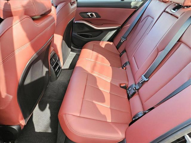 Photo of 2025 Black Sapphire Metallic BMW 330