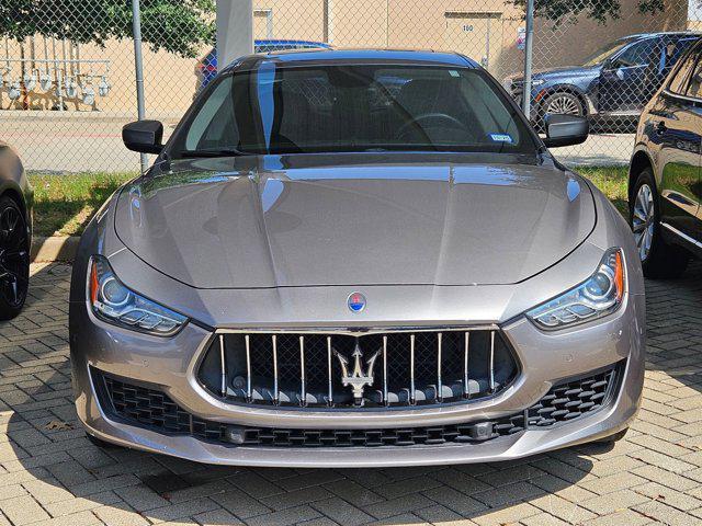 Photo of 2018 Grigio Maserati Ghibli