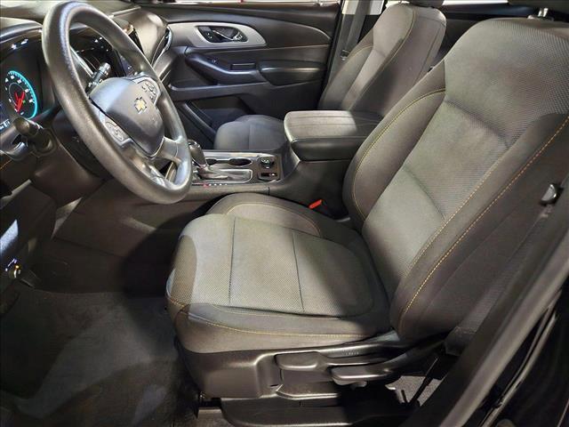 Photo of 2020 Mosaic Black Metallic Chevrolet Traverse