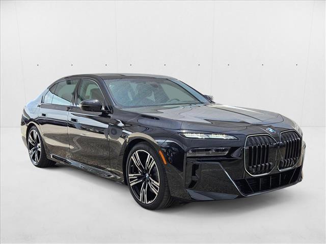 Photo of 2025 Black Sapphire Metallic BMW 740