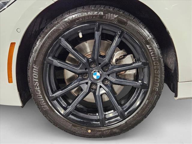 Photo of 2019 Alpine White BMW 330