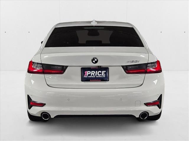 Photo of 2019 Alpine White BMW 330