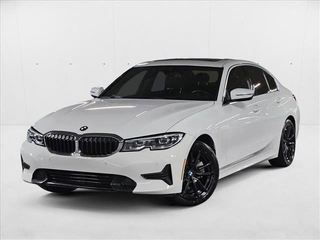 Photo of 2019 Alpine White BMW 330