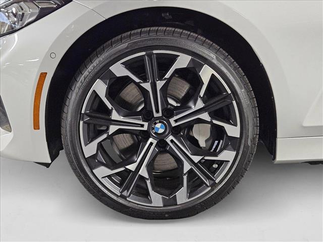 Photo of 2025 Mineral White Metallic BMW 330