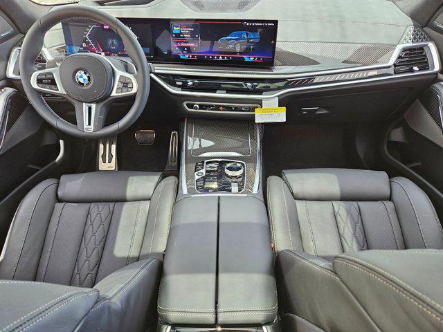 Photo of 2026 Carbon Black Metallic BMW X7