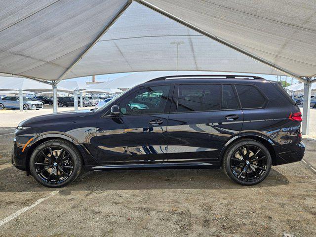 Photo of 2026 Carbon Black Metallic BMW X7