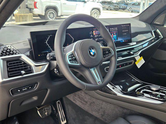 Photo of 2026 Carbon Black Metallic BMW X7
