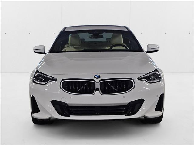 Photo of 2025 Alpine White BMW 230