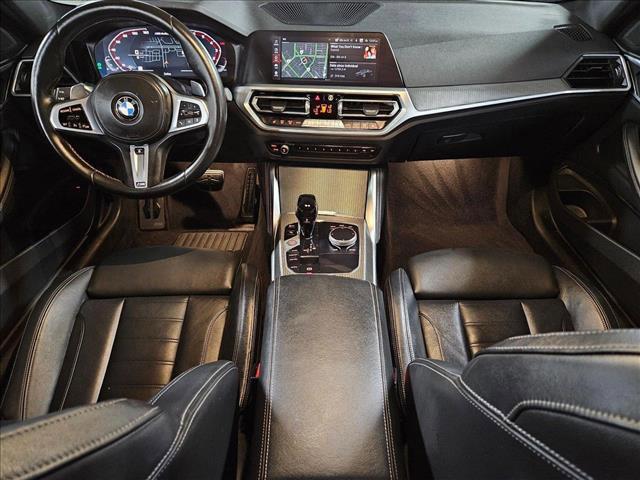Photo of 2023 Black Sapphire Metallic BMW M440
