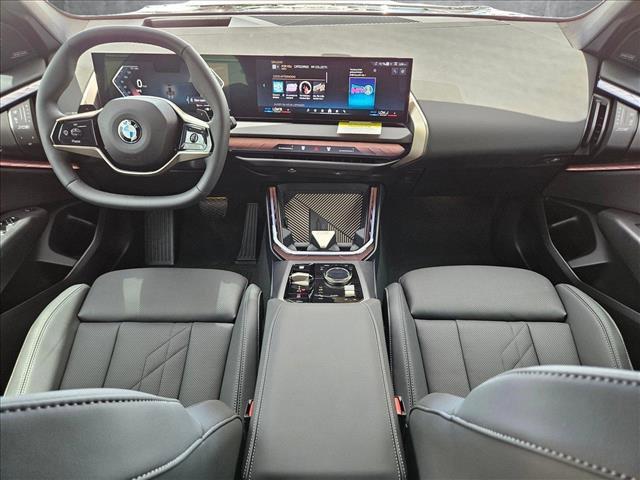 Photo of 2025 Black Sapphire Metallic BMW X3