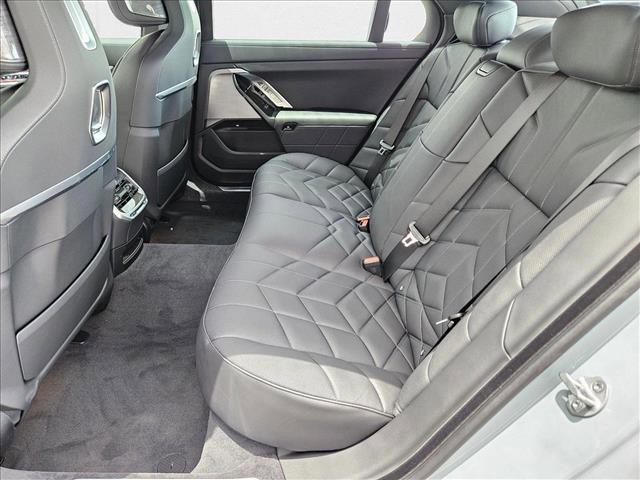 Photo of 2025 Brooklyn Grey Metallic BMW 740