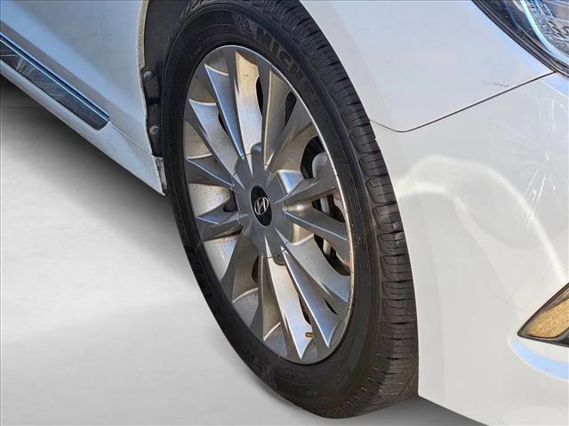 Photo of 2015 Quartz White Pearl Hyundai SONATA