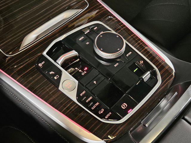 Photo of 2026 Frozen Pure Grey Metallic BMW X5 PHEV