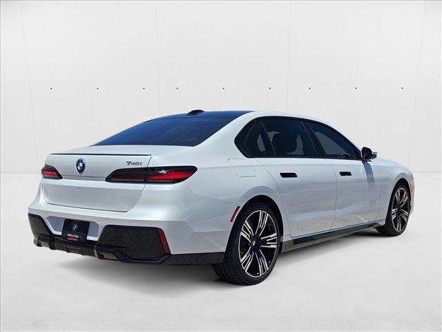 Photo of 2025 Mineral White Metallic BMW 740