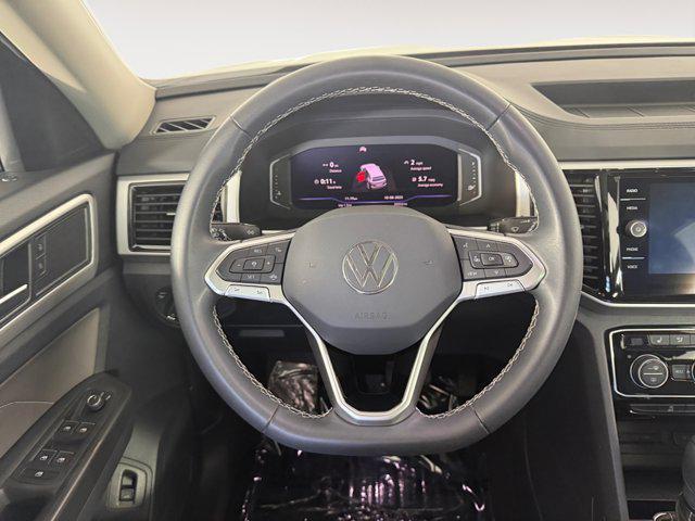Photo of 2023 Pyrite Silver Metallic Volkswagen Atlas