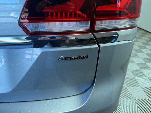 Photo of 2023 Pyrite Silver Metallic Volkswagen Atlas