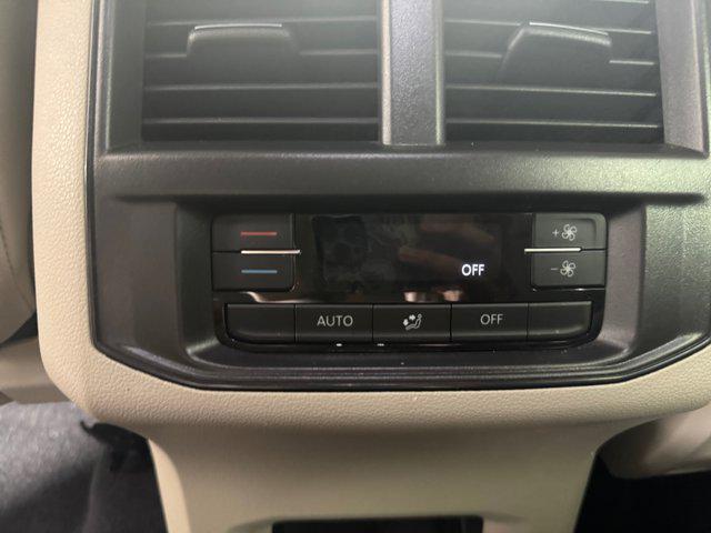 Photo of 2022 Deep Black Pearl Volkswagen Atlas