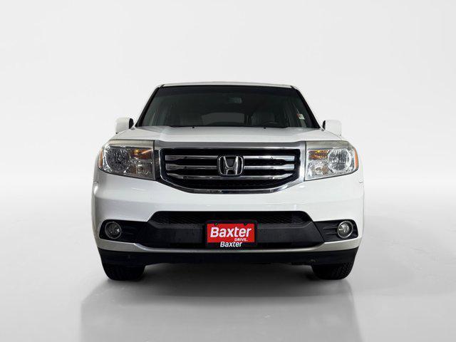 Photo of 2012 Taffeta White Honda Pilot