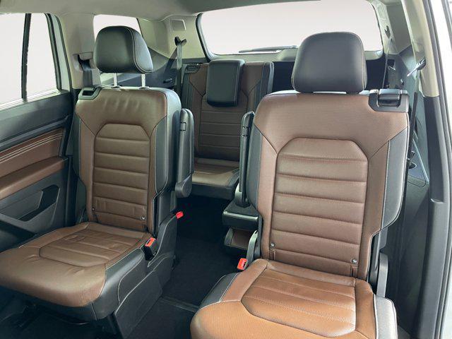 Photo of 2021 Pure White Volkswagen Atlas