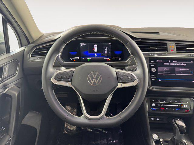 Photo of 2022 Pure White Volkswagen Tiguan